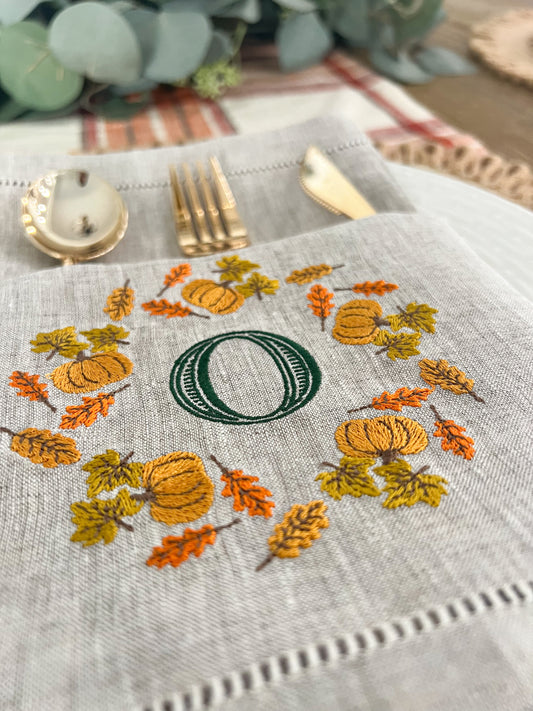 C U S T O M  Dinner Napkins